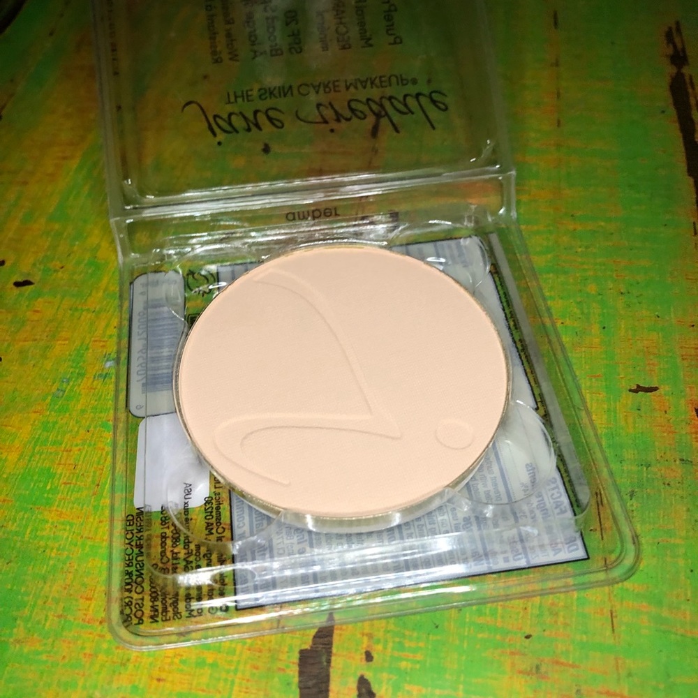 Amber Jane Iredale PurePressed Refill NWT